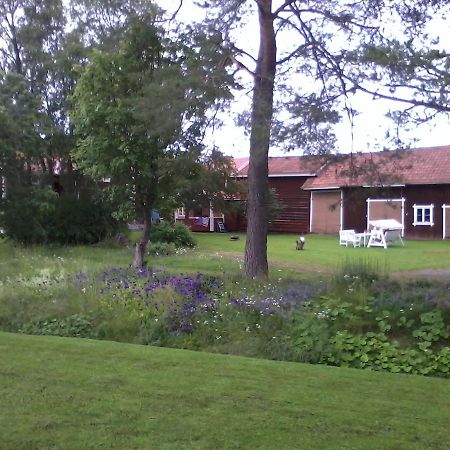 Draenggardens Stuga Pa Genuin Raettviksgard Boda  Zewnętrze zdjęcie