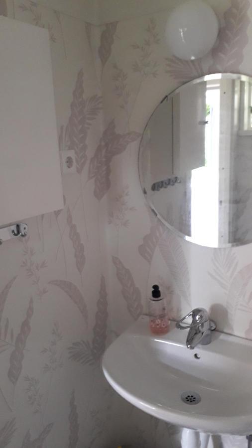 Draenggardens Stuga Pa Genuin Raettviksgard Boda  Zewnętrze zdjęcie